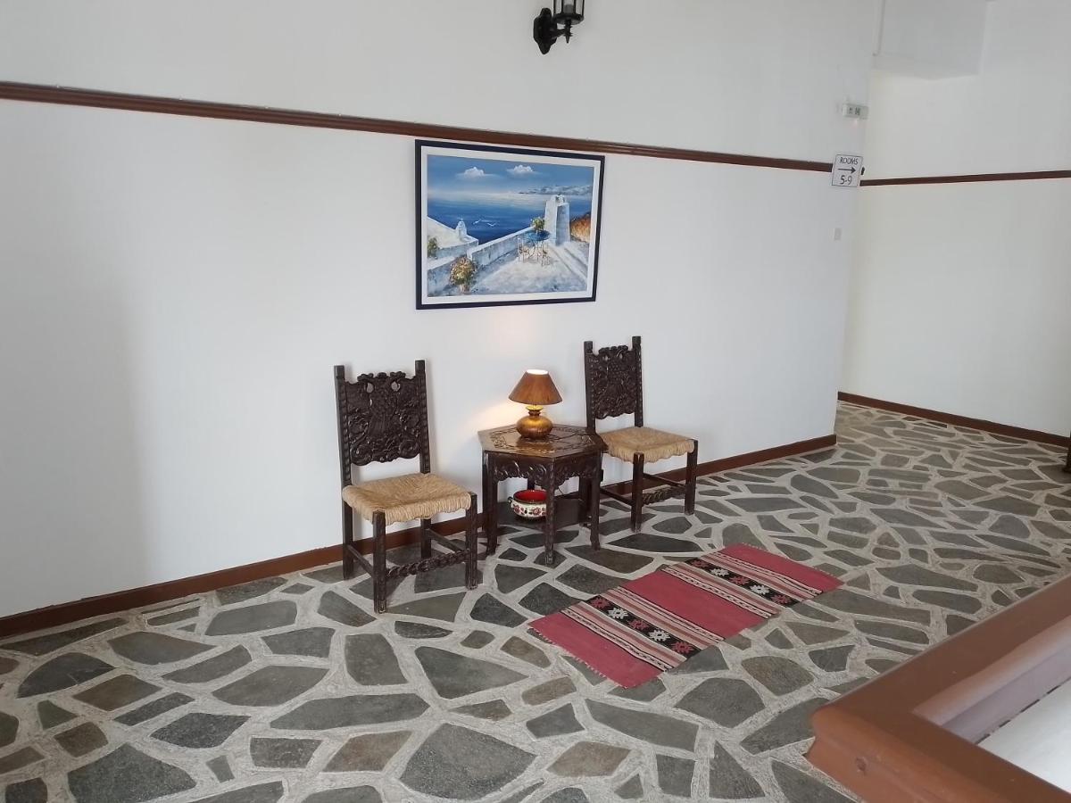 Miranta Hotel - Apartments & Studios Aegina Экстерьер фото