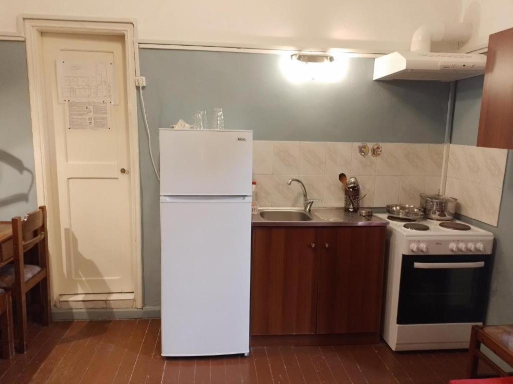 Miranta Hotel - Apartments & Studios Aegina Экстерьер фото